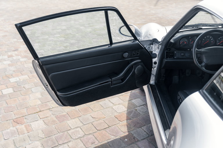 Porsche 993 Carrera 4S