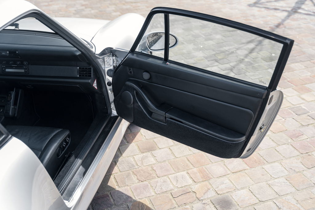 Porsche 993 Carrera 4S