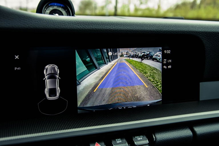 Porsche 992 GT3 Touring