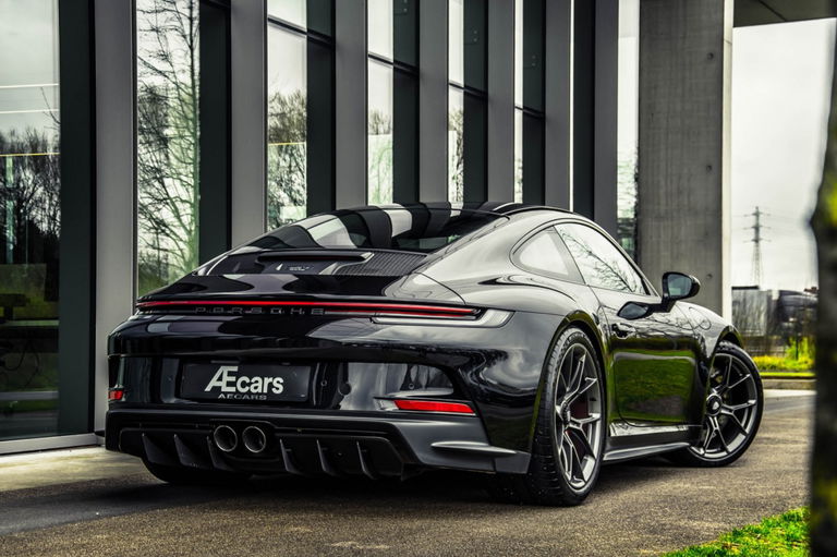 Porsche 992 GT3 Touring