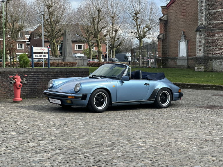 Porsche 911 Carrera 3.2