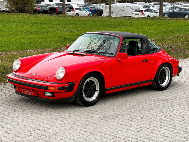 Porsche 911 Carrera 3.2 