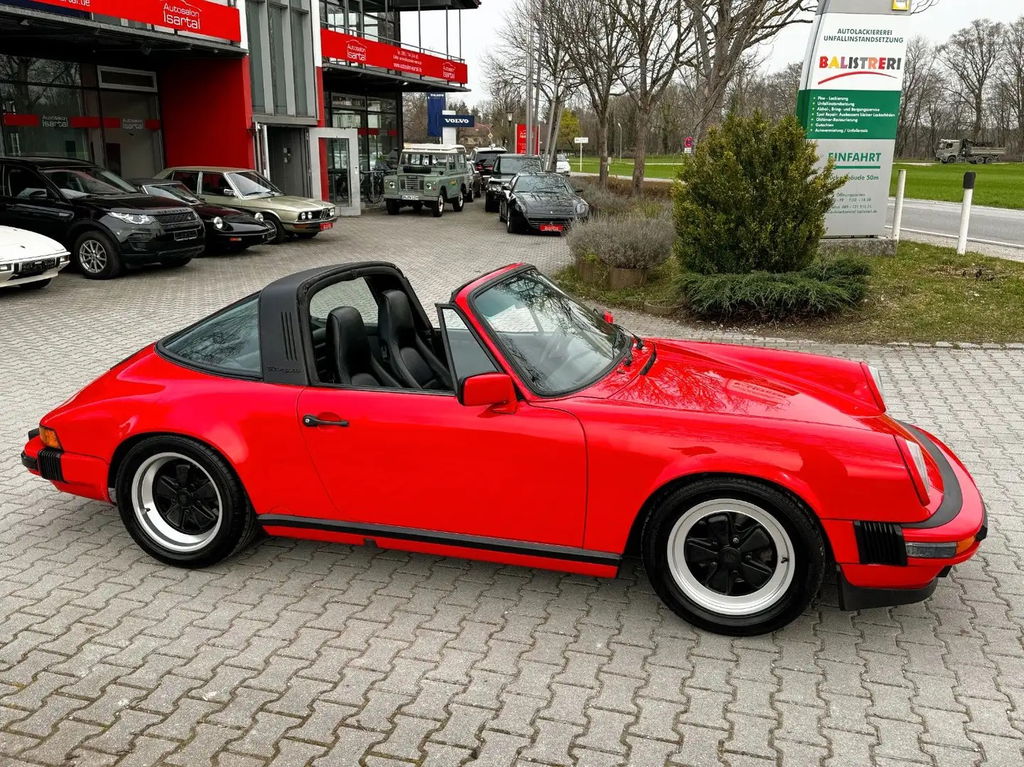 Porsche 911 Carrera 3.2 (US)