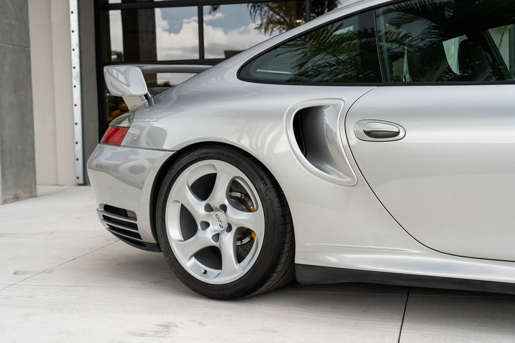 Porsche 996 GT2 2002 - elferspot.com - Marketplace for