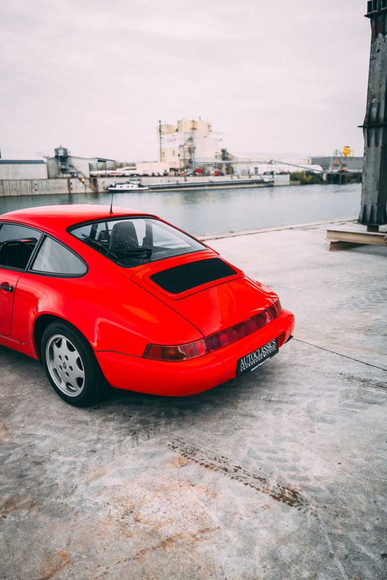 Porsche 964 Carrera 4