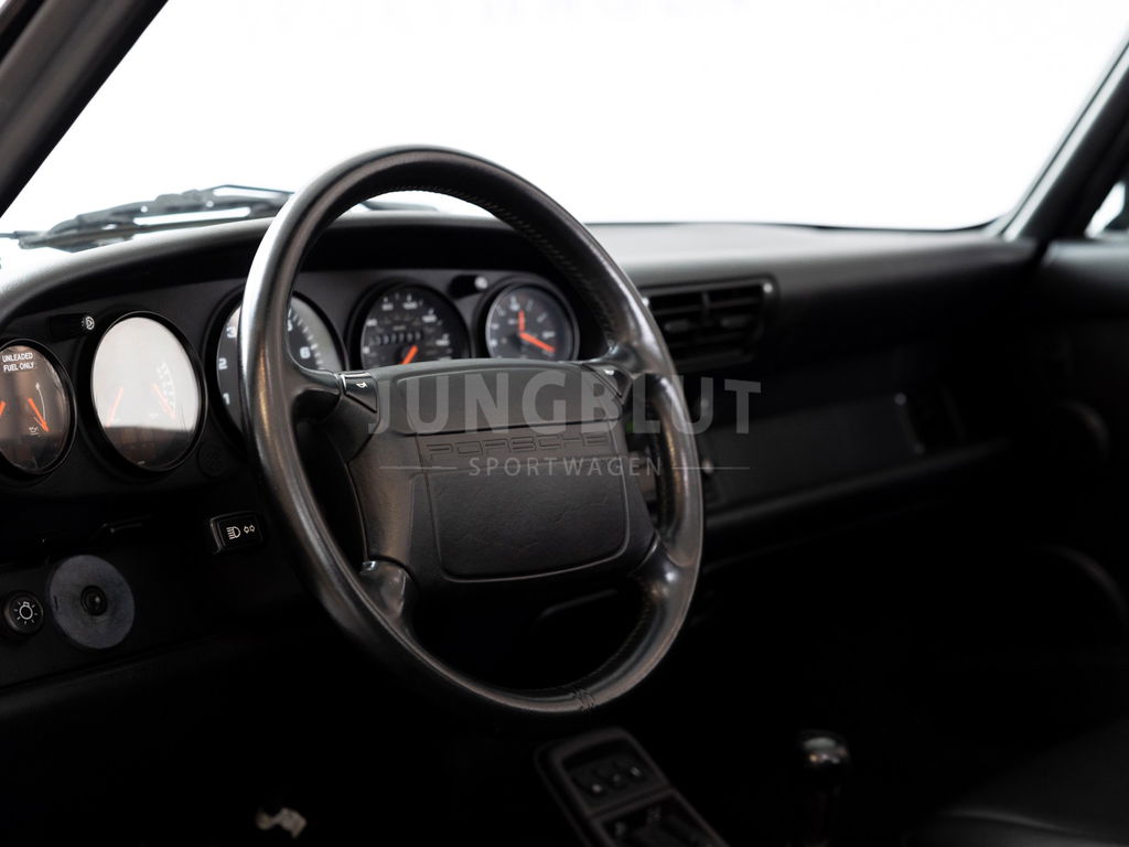 Porsche 964 Carrera 4