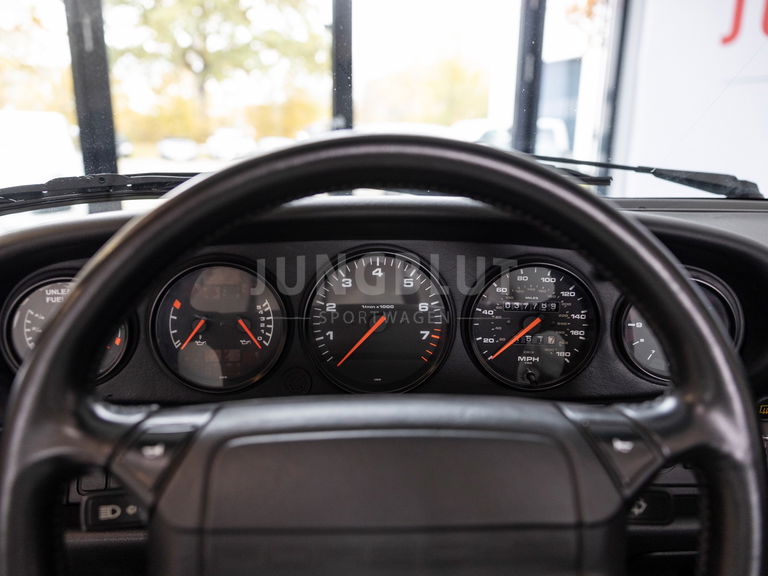 Porsche 964 Carrera 4