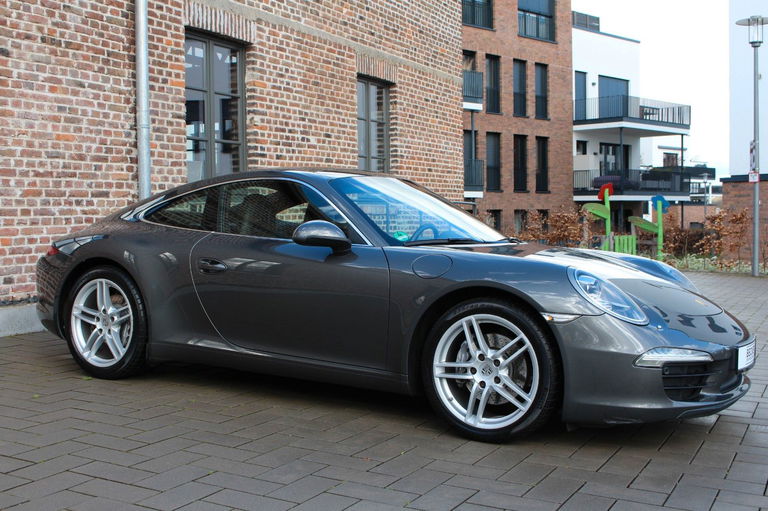 Porsche 991 Carrera