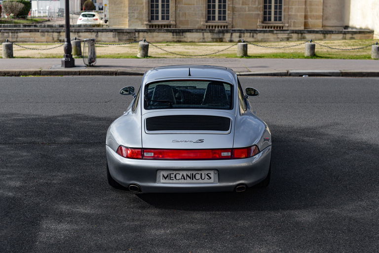 Porsche 993 Carrera 4S