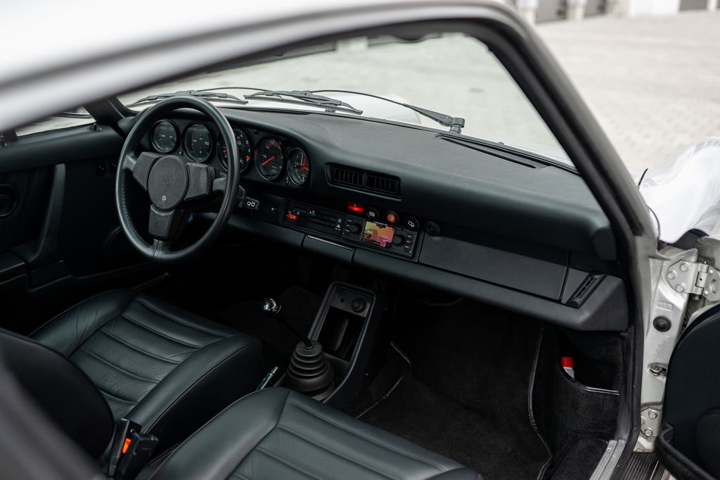 Porsche 911 Turbo 3.3