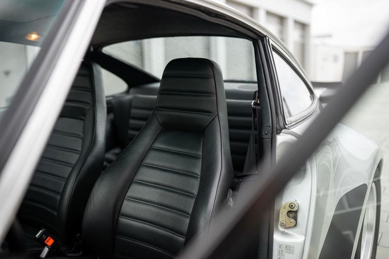 Porsche 911 Turbo 3.3