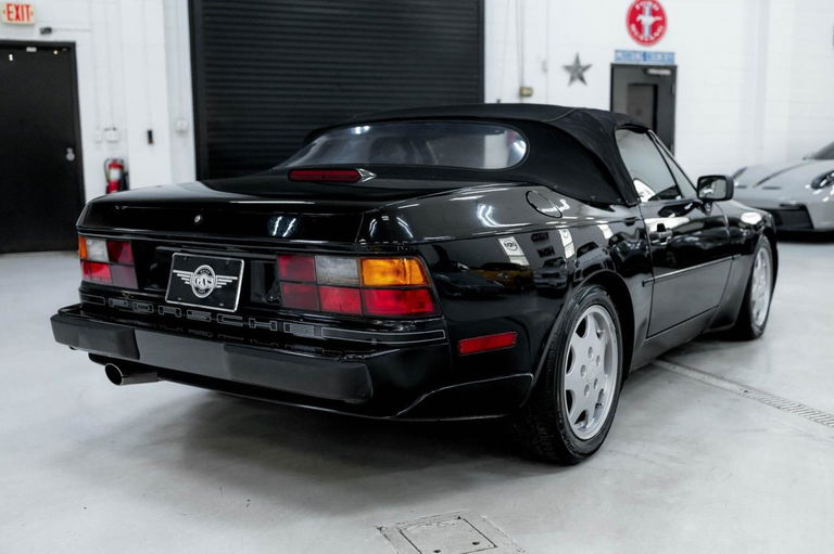 Porsche 944 S2 Cabriolet