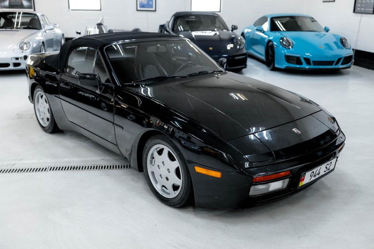 Porsche 944 S2 Cabriolet