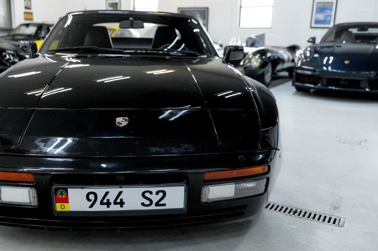 Porsche 944 S2 Cabriolet