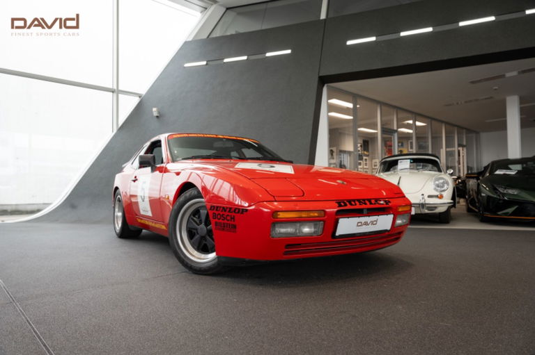 Porsche 944 Turbo Cup