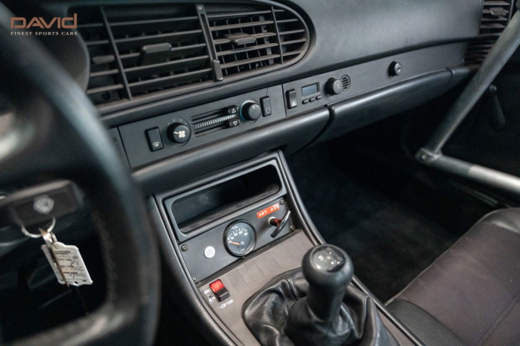 Porsche 944 Turbo Cup