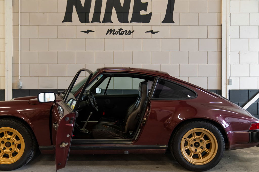 Porsche 911 Carrera 3.2