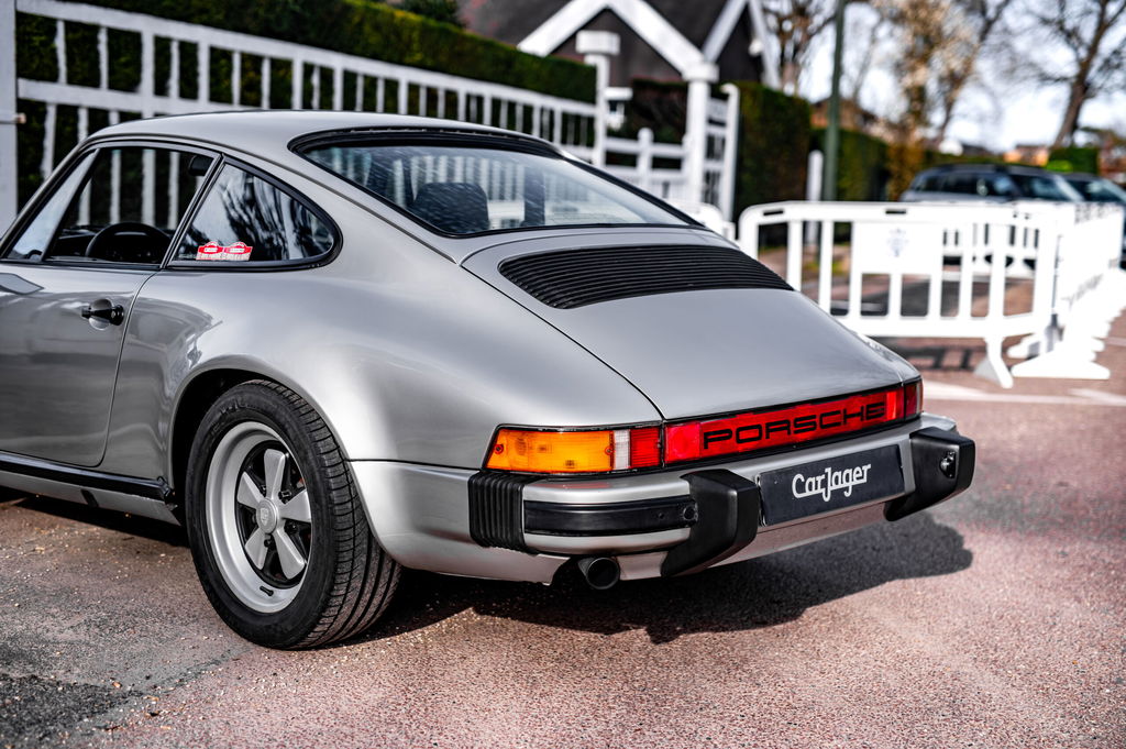 Porsche 911 Carrera 2,7
