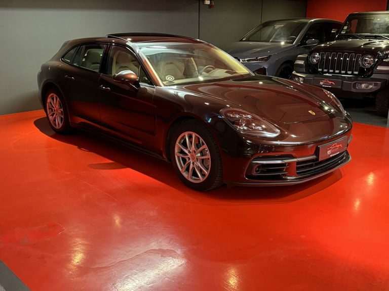 Porsche Panamera 4S