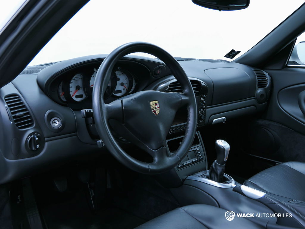 Porsche 996 Carrera 4S