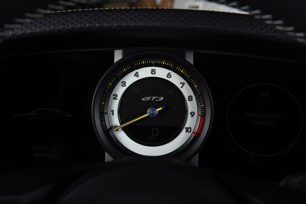 Porsche 992 GT3 Touring