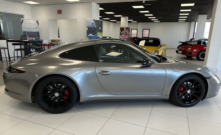 Porsche 991 Carrera 4