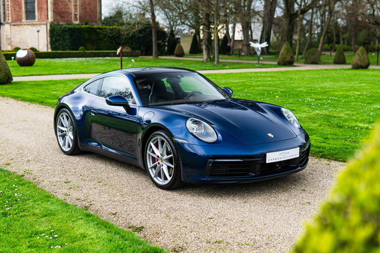 Porsche 992 Carrera 4S