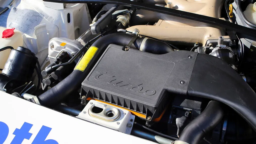 Porsche 944 Turbo Cup