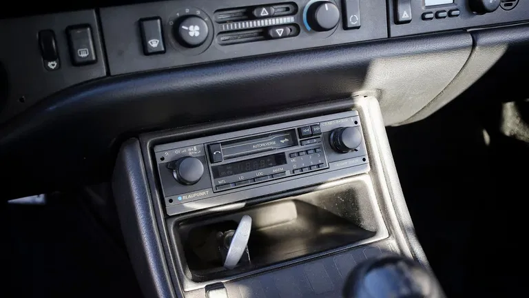 Porsche 944 Turbo Cup