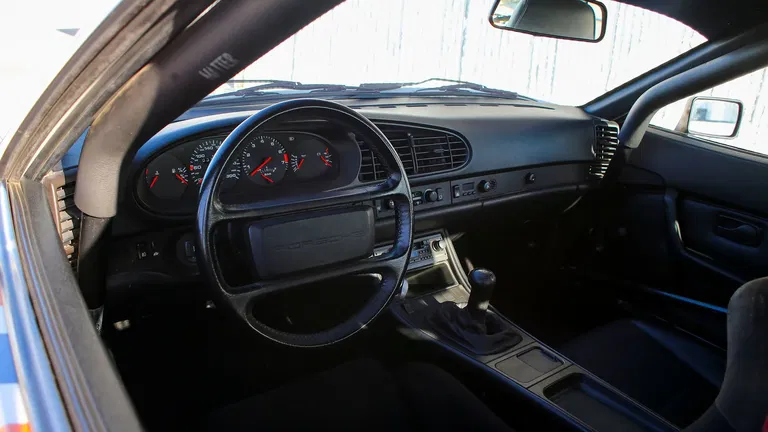 Porsche 944 Turbo Cup