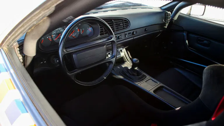 Porsche 944 Turbo Cup