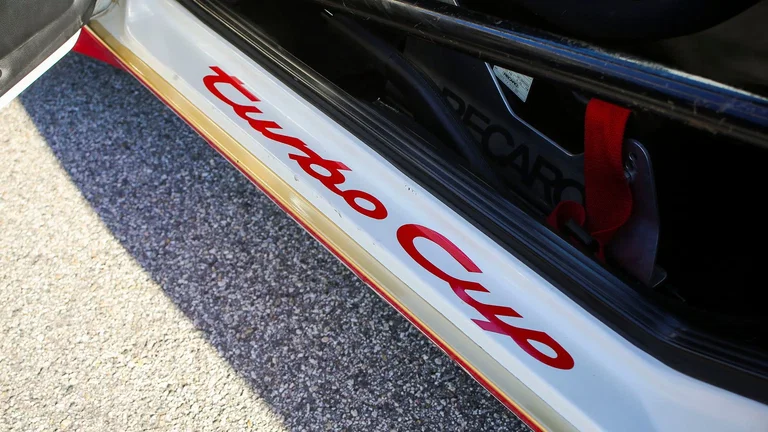 Porsche 944 Turbo Cup