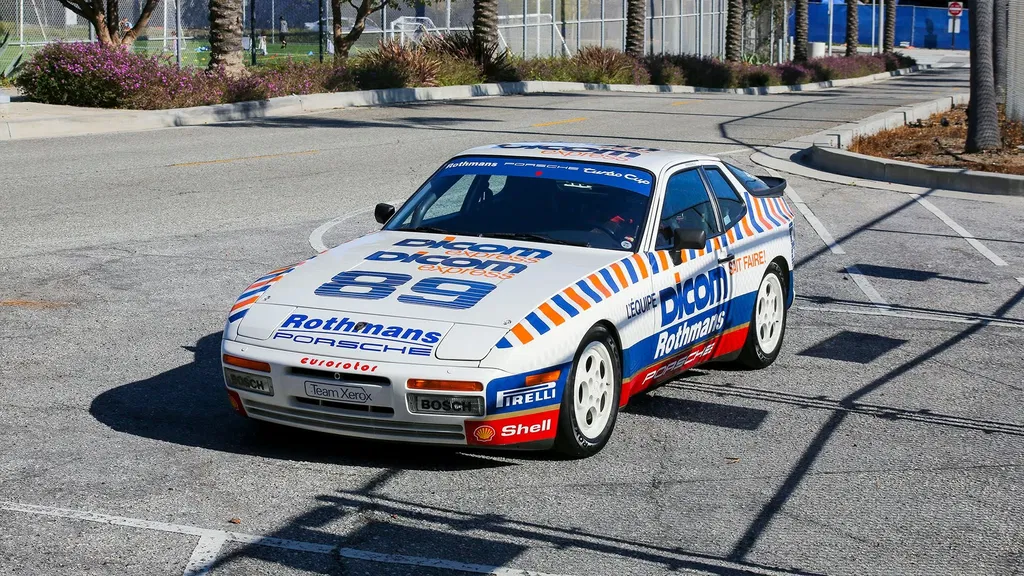 Porsche 944 Turbo Cup