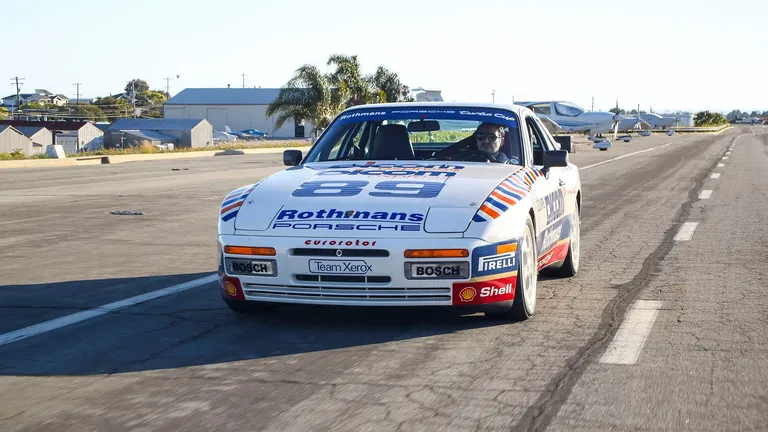 Porsche 944 Turbo Cup