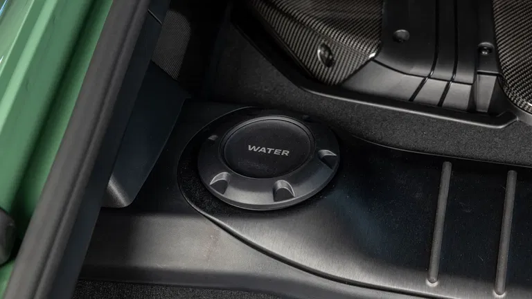 Porsche 718 Cayman GT4 RS