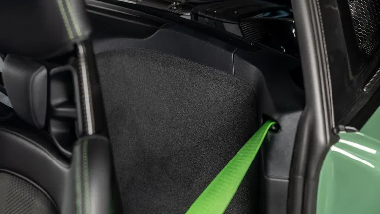 Porsche 718 Cayman GT4 RS