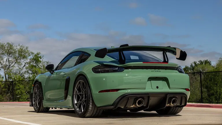 Porsche 718 Cayman GT4 RS