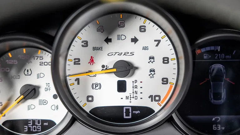 Porsche 718 Cayman GT4 RS