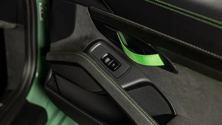 Porsche 718 Cayman GT4 RS