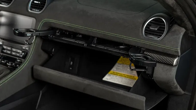 Porsche 718 Cayman GT4 RS