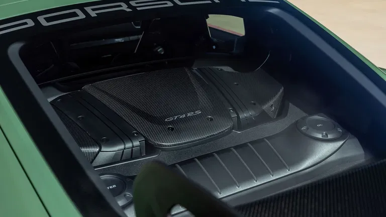 Porsche 718 Cayman GT4 RS