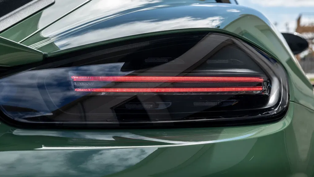 Porsche 718 Cayman GT4 RS