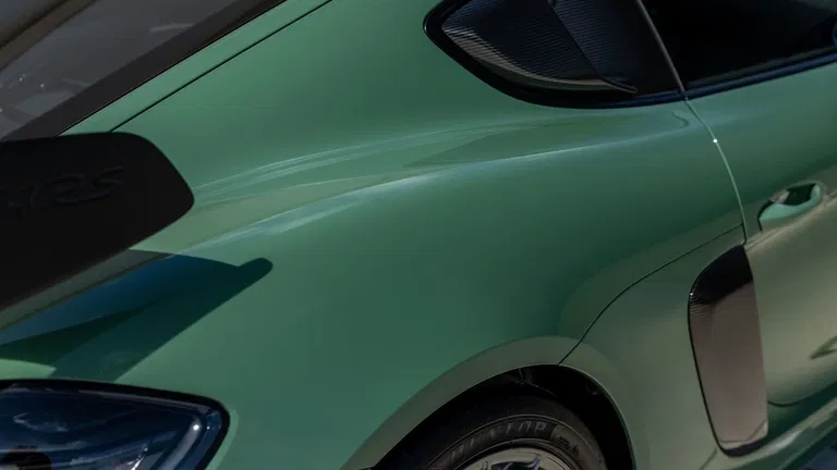 Porsche 718 Cayman GT4 RS