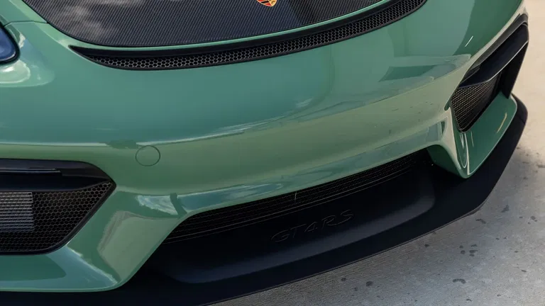 Porsche 718 Cayman GT4 RS