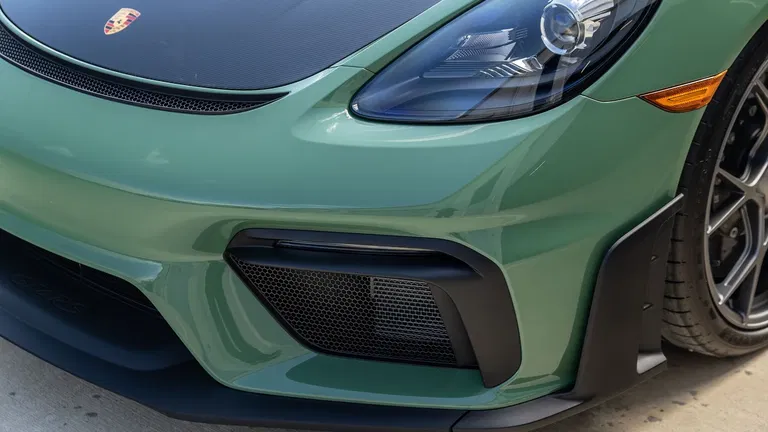 Porsche 718 Cayman GT4 RS