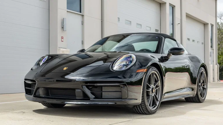 Porsche 992 Edition 50 Jahre Porsche Design