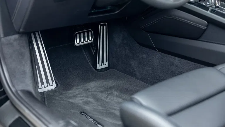 Porsche 992 Edition 50 Jahre Porsche Design