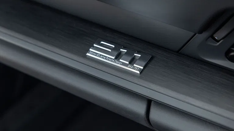 Porsche 992 Edition 50 Jahre Porsche Design