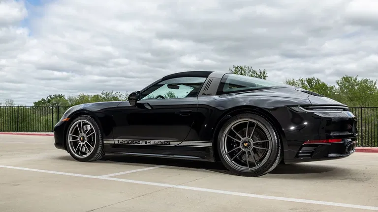 Porsche 992 Edition 50 Jahre Porsche Design