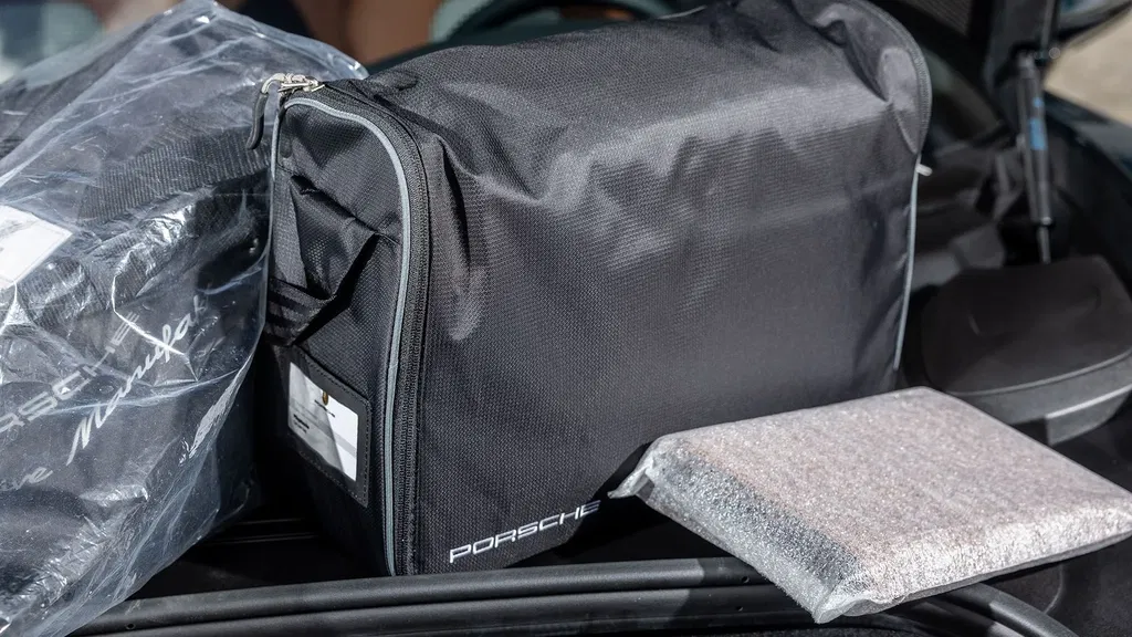 Porsche 992 Sport Classic